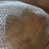 Very large glass fish dish from Arcoroc in very good condition