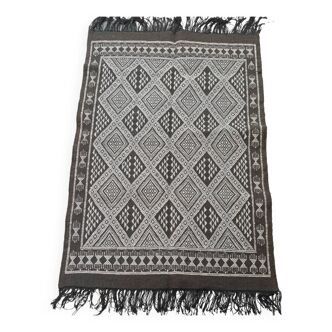 Tapis margoum gris et blanc fait main en laine naturelle