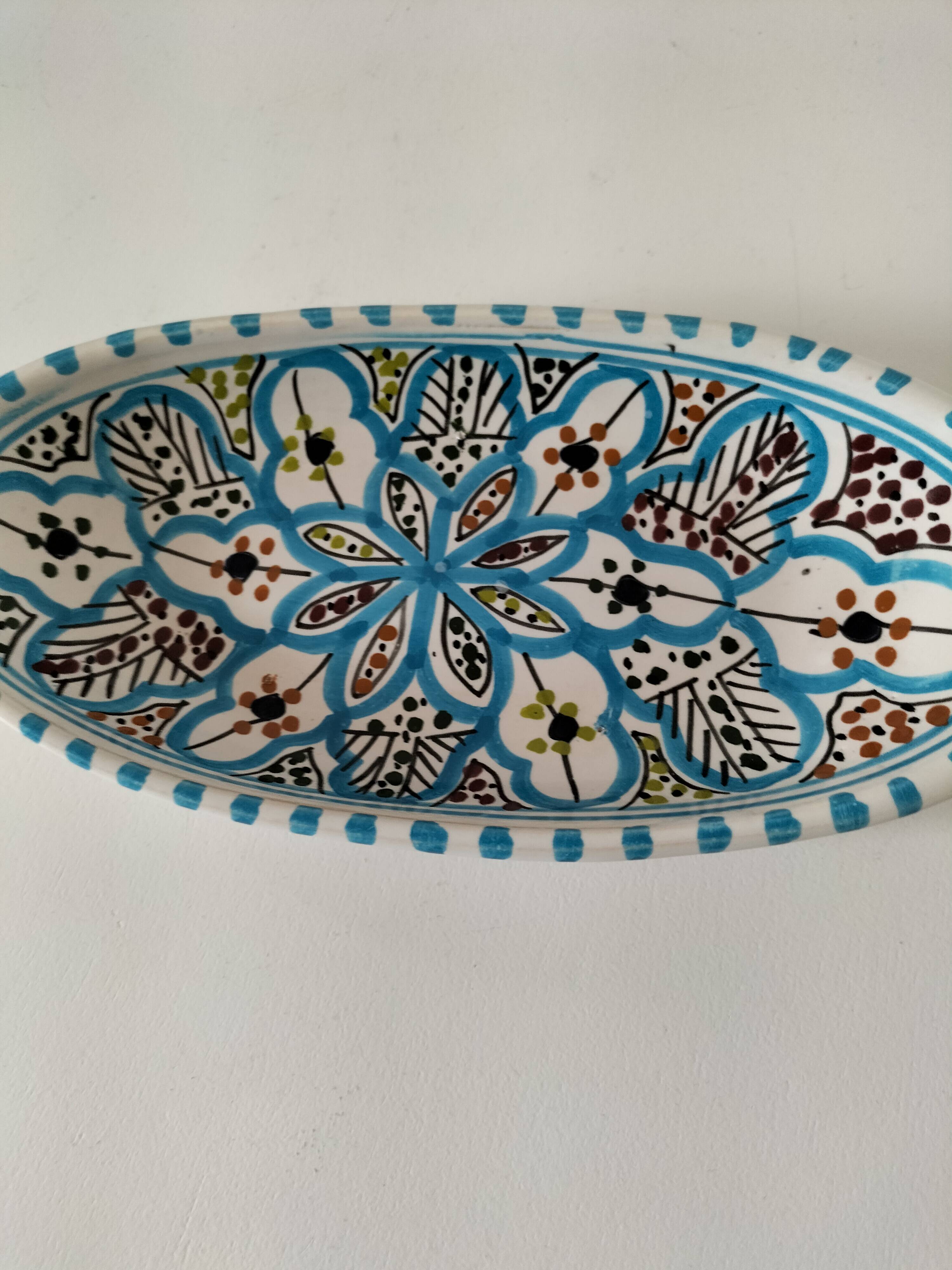 Moroccan glazed ceramic dish, Safi craftsmanship style