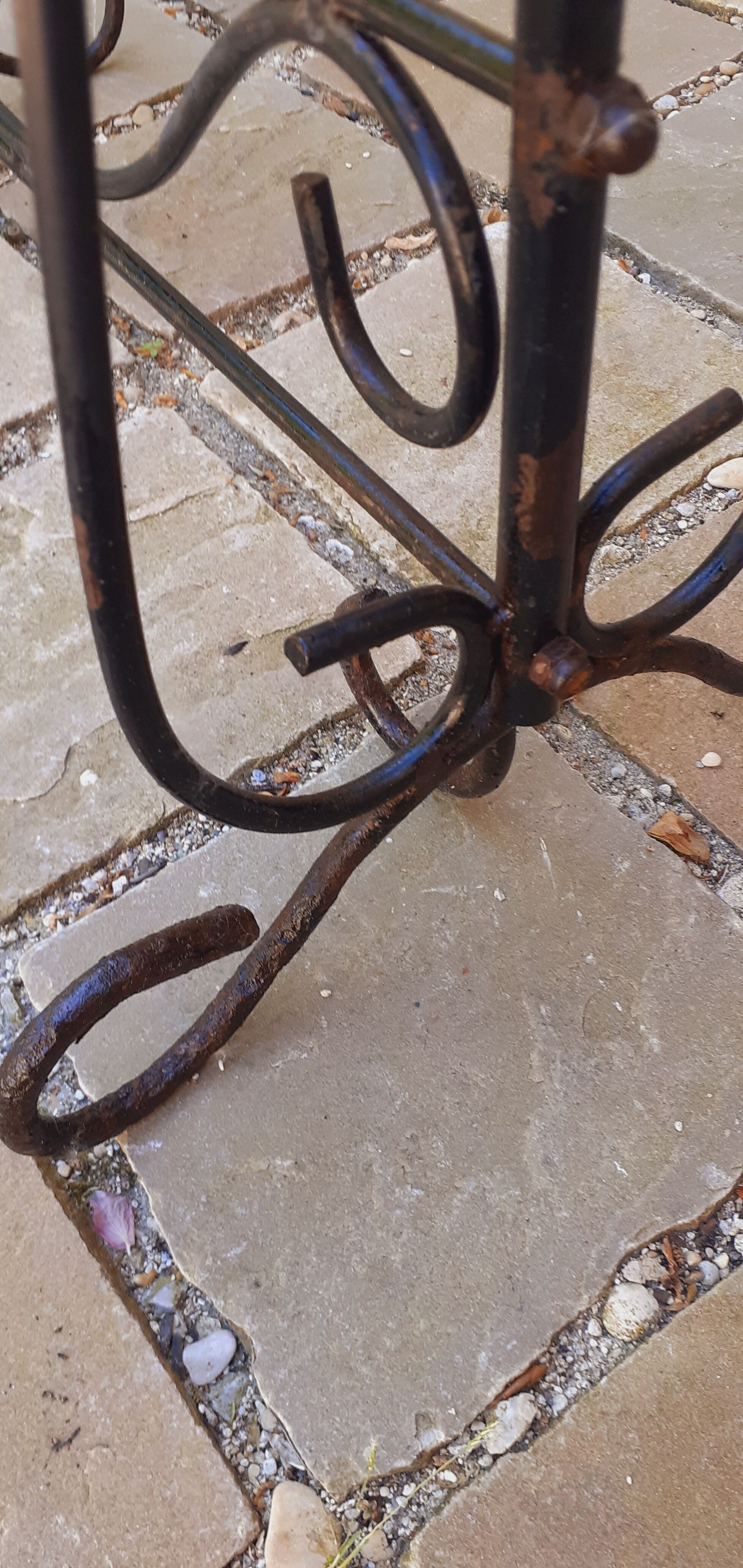 Jardinière en fer forgé vintage année 50