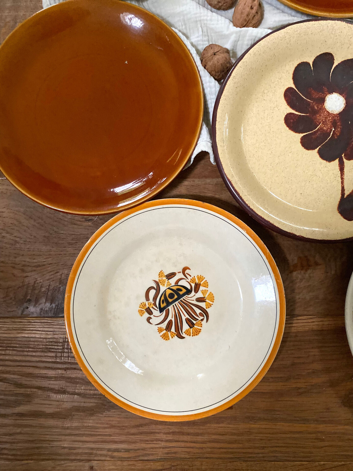 Assiettes plates anciennes dépareillées