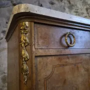 Antique Louis XVI style buffet in burr elm with marble top, late 19th century.