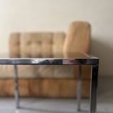 table basse carrée en chrome et verre noire, design