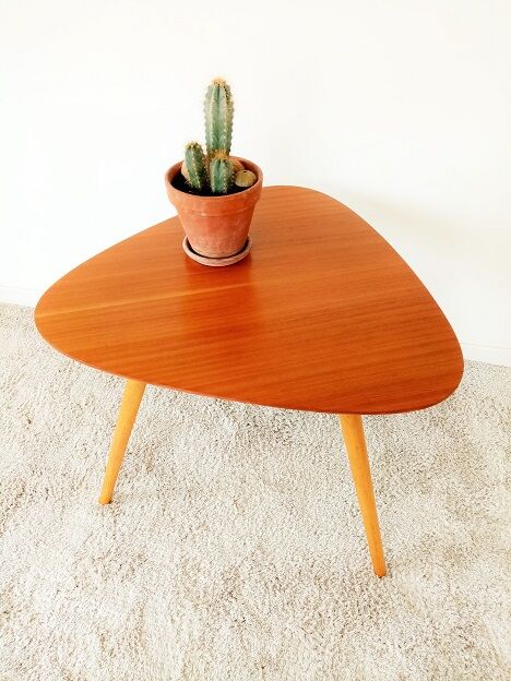 Tripod coffee table compas years 60