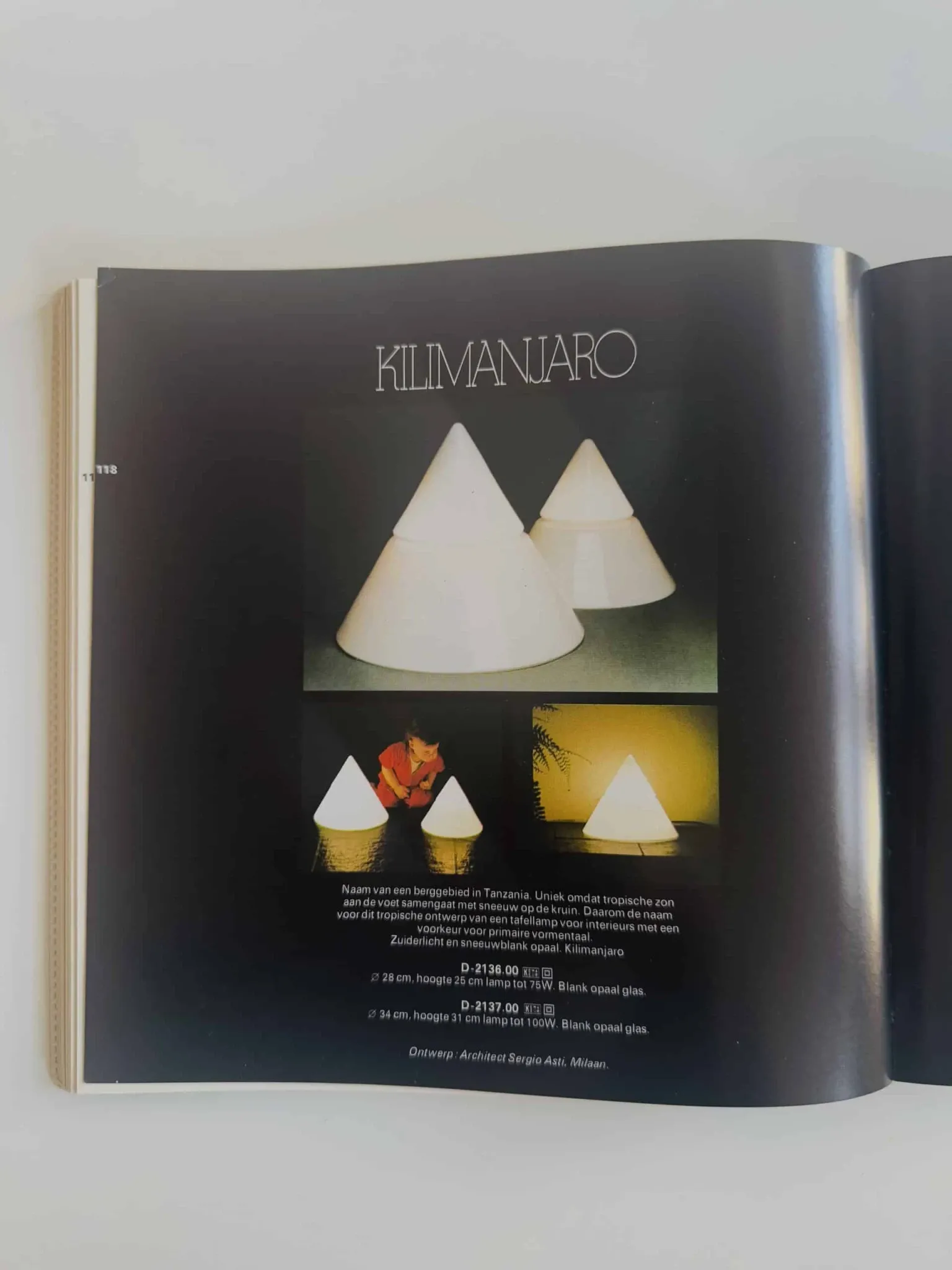 D-2133 Kilimanjaro Table Lamp By Sergio Asti For Raak Amsterdam, The Netherlands, 1978