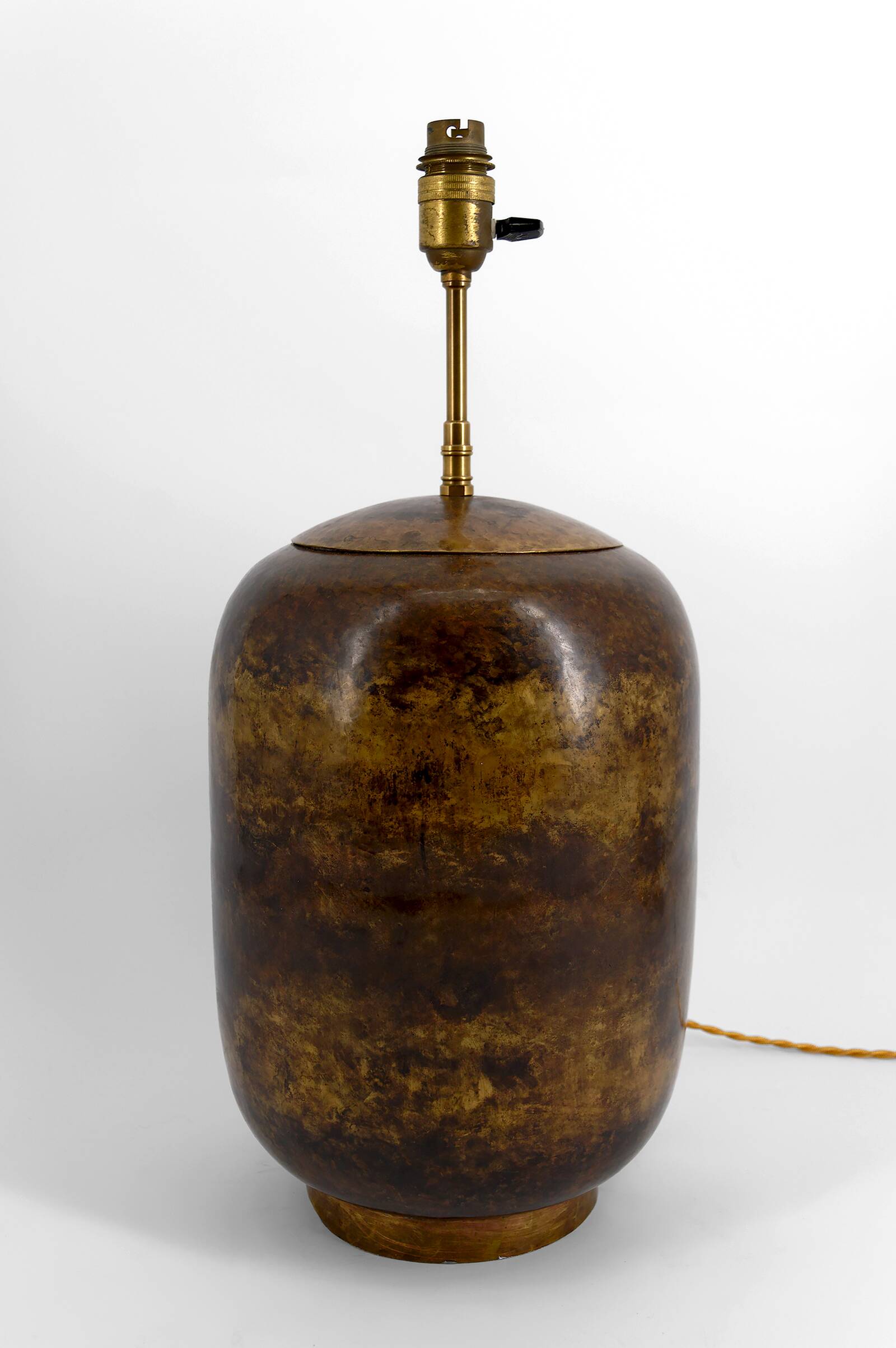 Art Deco modernist lamp in patinated brass, circa 1930.
