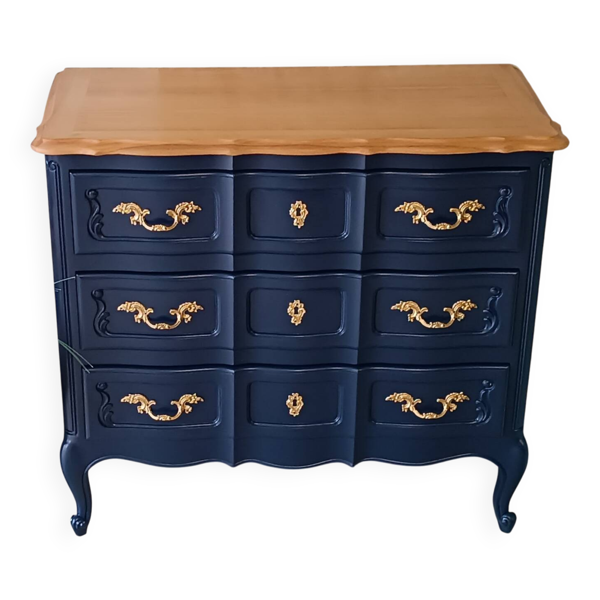 Louis XV style chest of drawers with a makeover