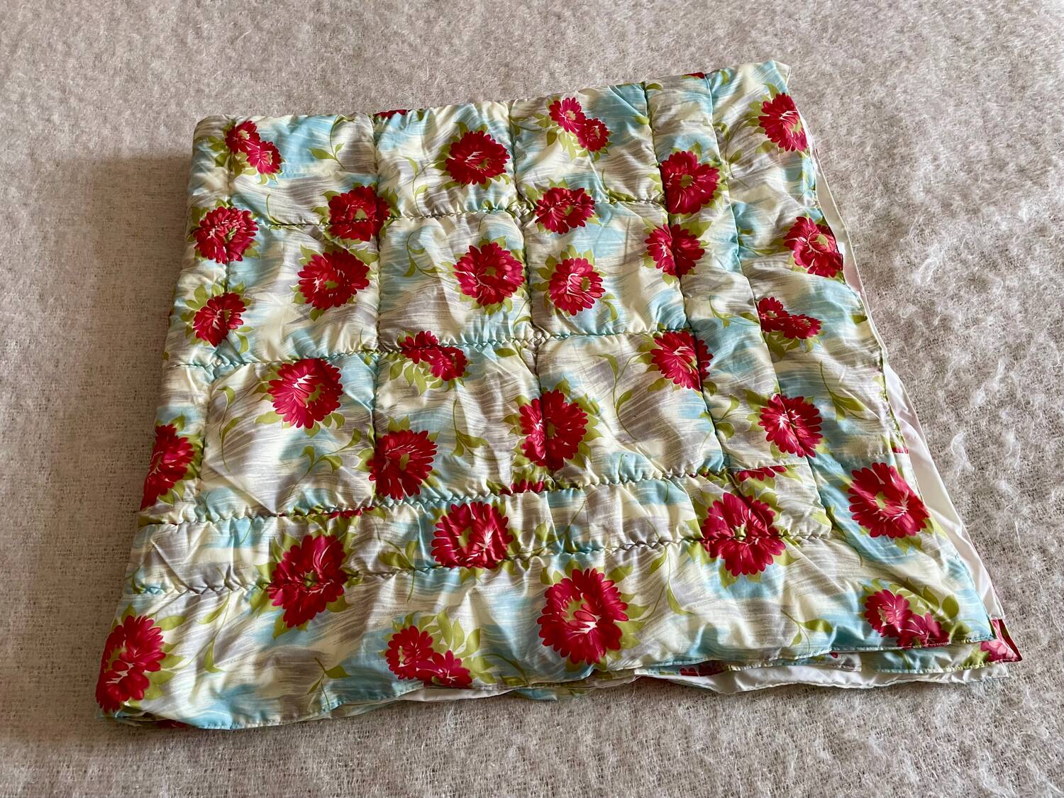 Vintage floral bedspread
