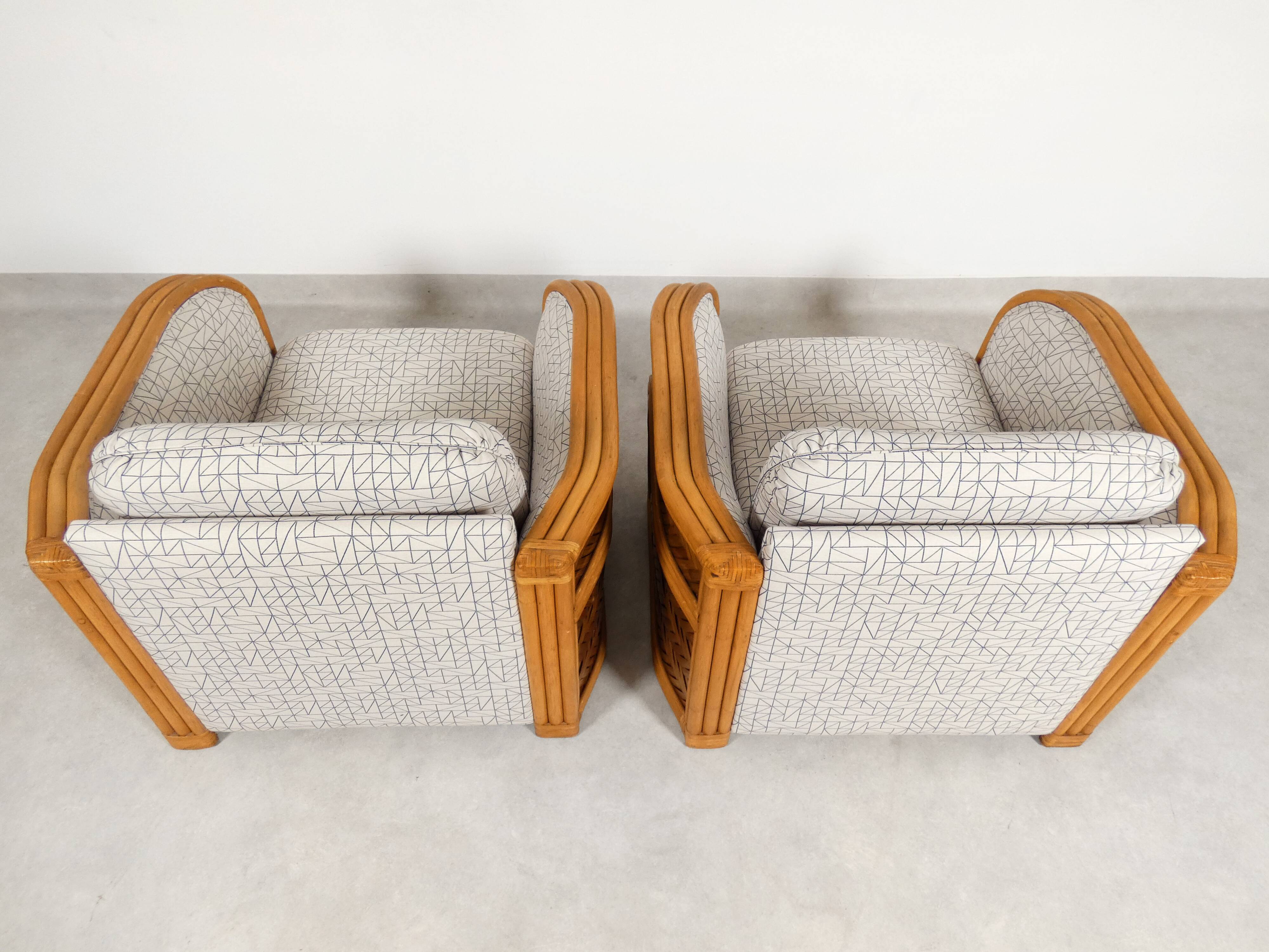 Set of 2 bamboo and rattan fauteuils with graphic fabric