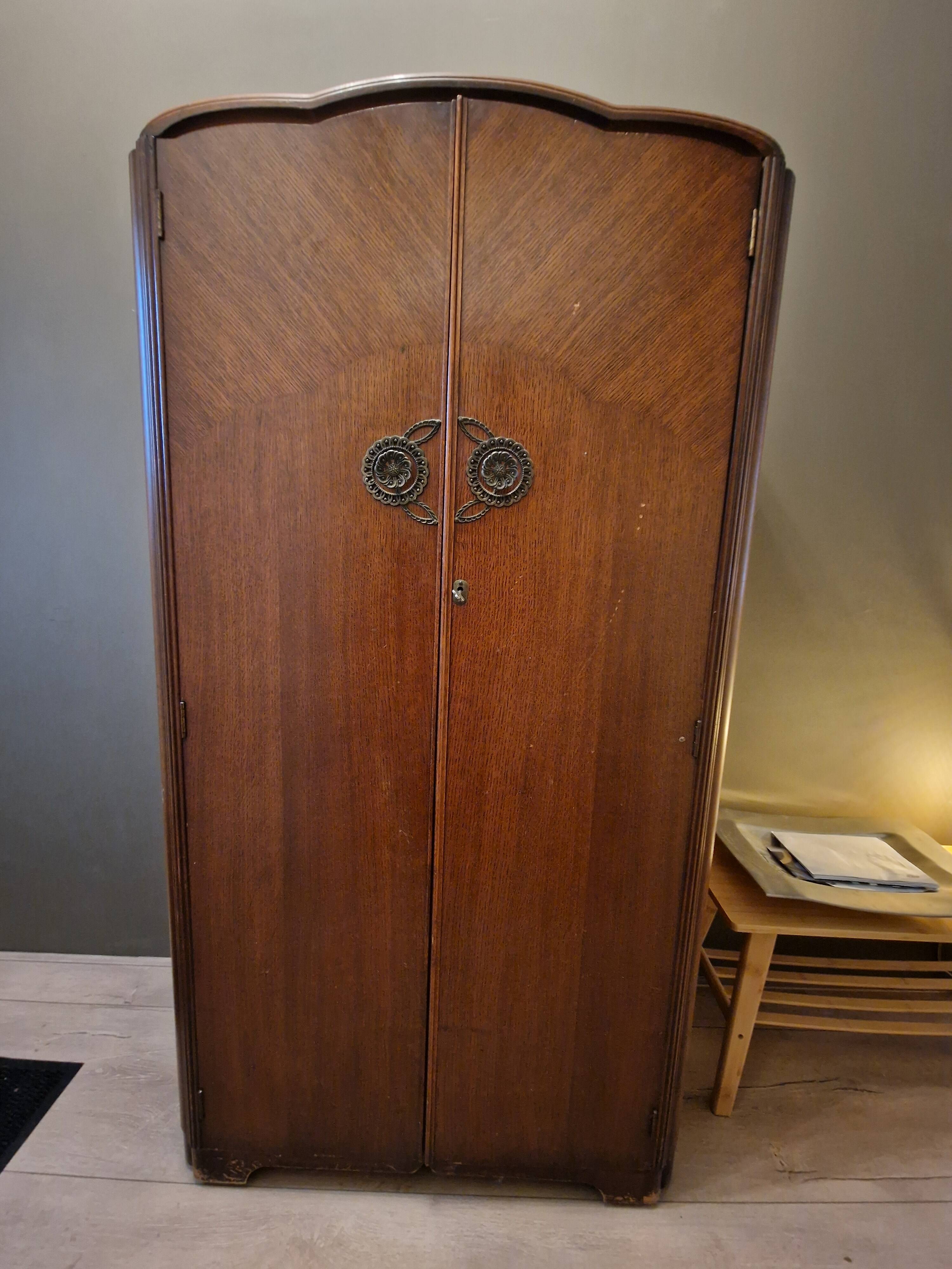 VINTAGE TOXIDOOR KAST - TOXIDO CLOSET