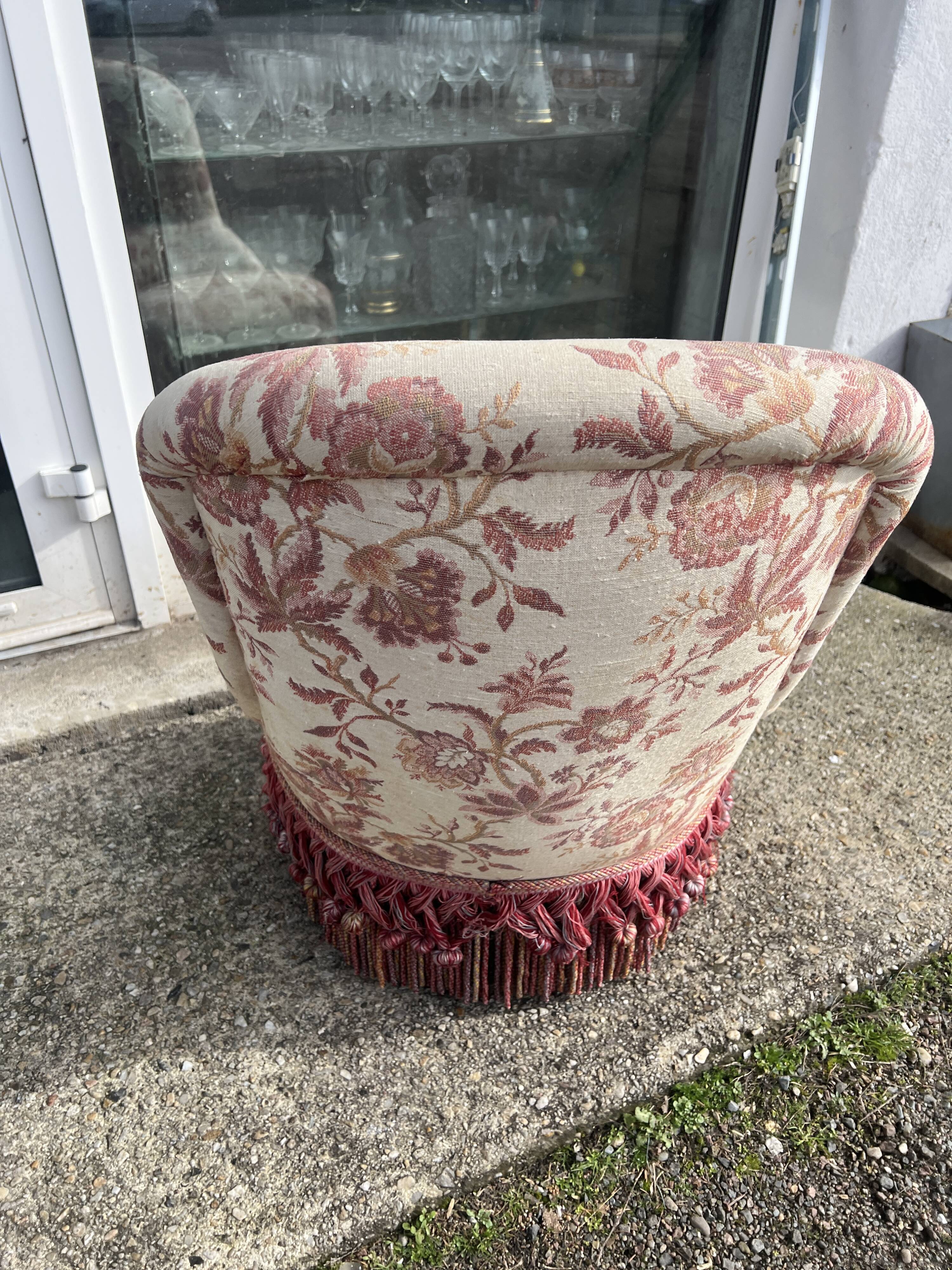Armchair and pouf in Napoleon III style, Jean Roche