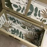 Vintage khaki chest and its removable Slavic heart