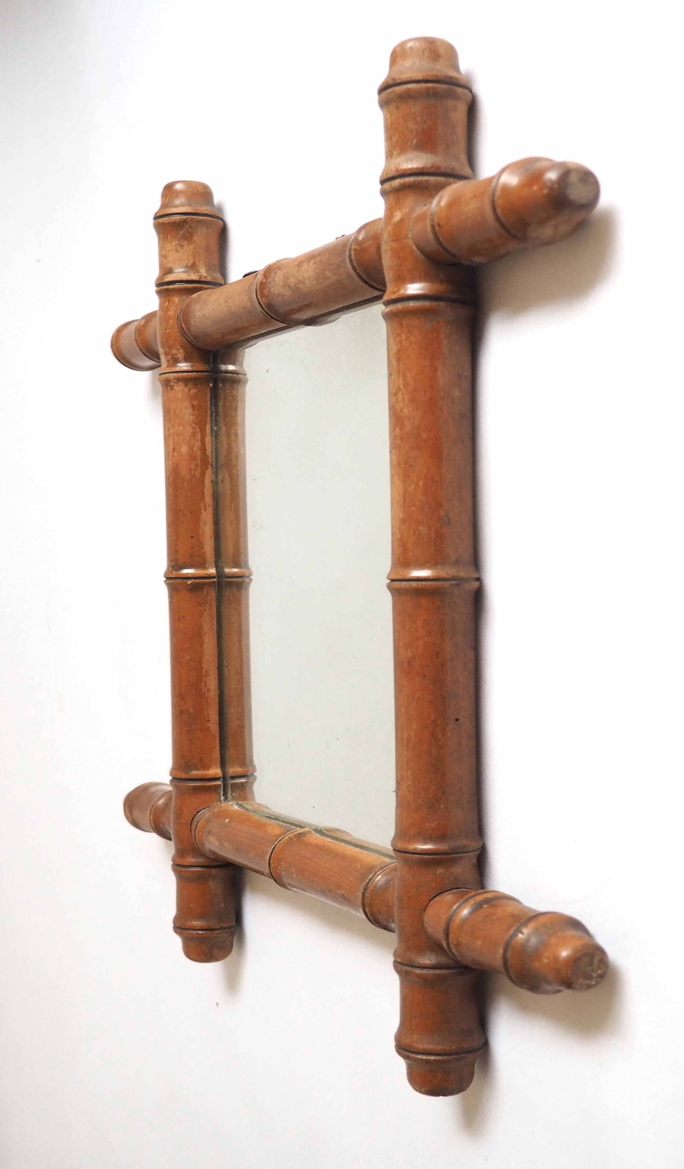 "Bamboo" chain mirror