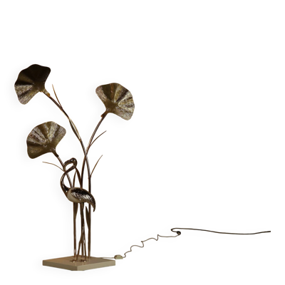 Grand lampadaire en laiton en forme de flamant rose, orné de feuilles de ginkgo sculptées, années 1970