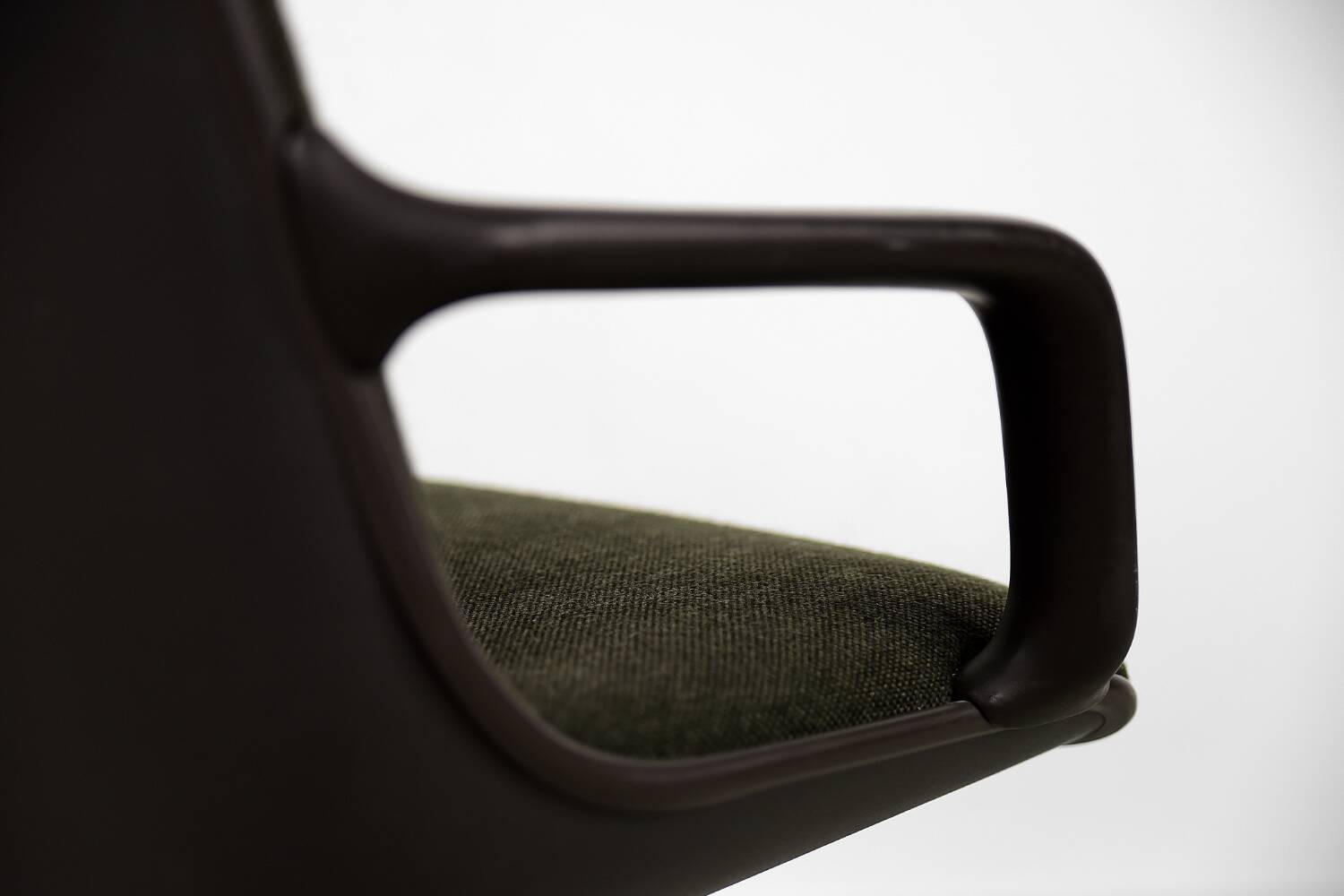 Vintage Mid-Century German Modern Office Chairs by Pollock for Comforto