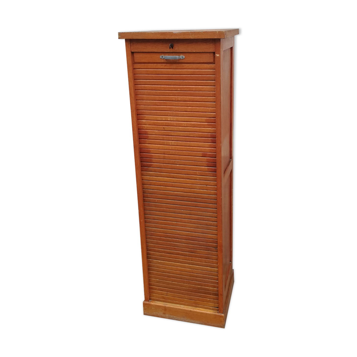 Cabinet binder 1 curtain