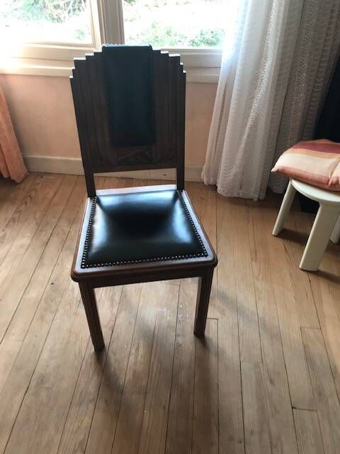 Set of 5 Art Deco chairs + one with a broken leg.