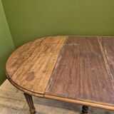 Round/rectangle table with extensions on casters