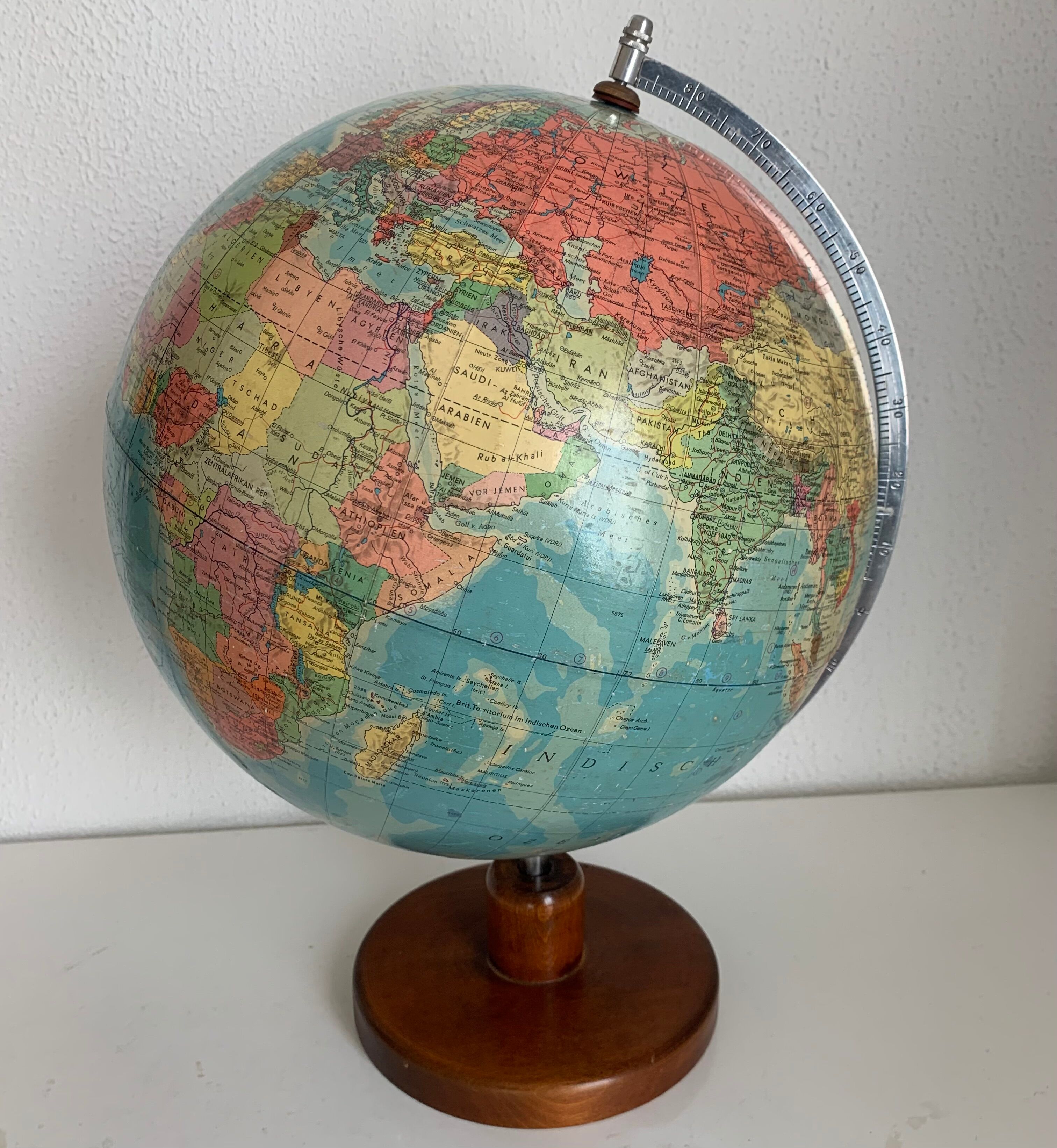 Vintage globe 1973 terrestrial Räth ex-GDR - 48 cm