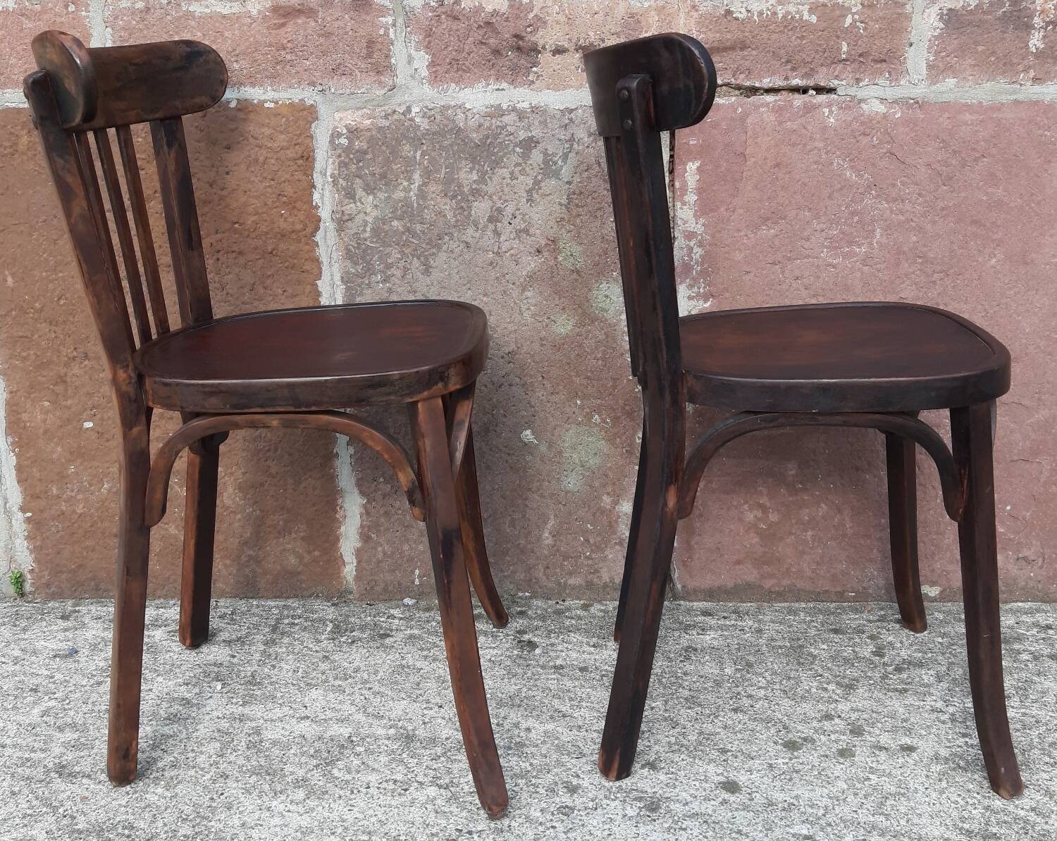 Bistro chairs (set of 2)