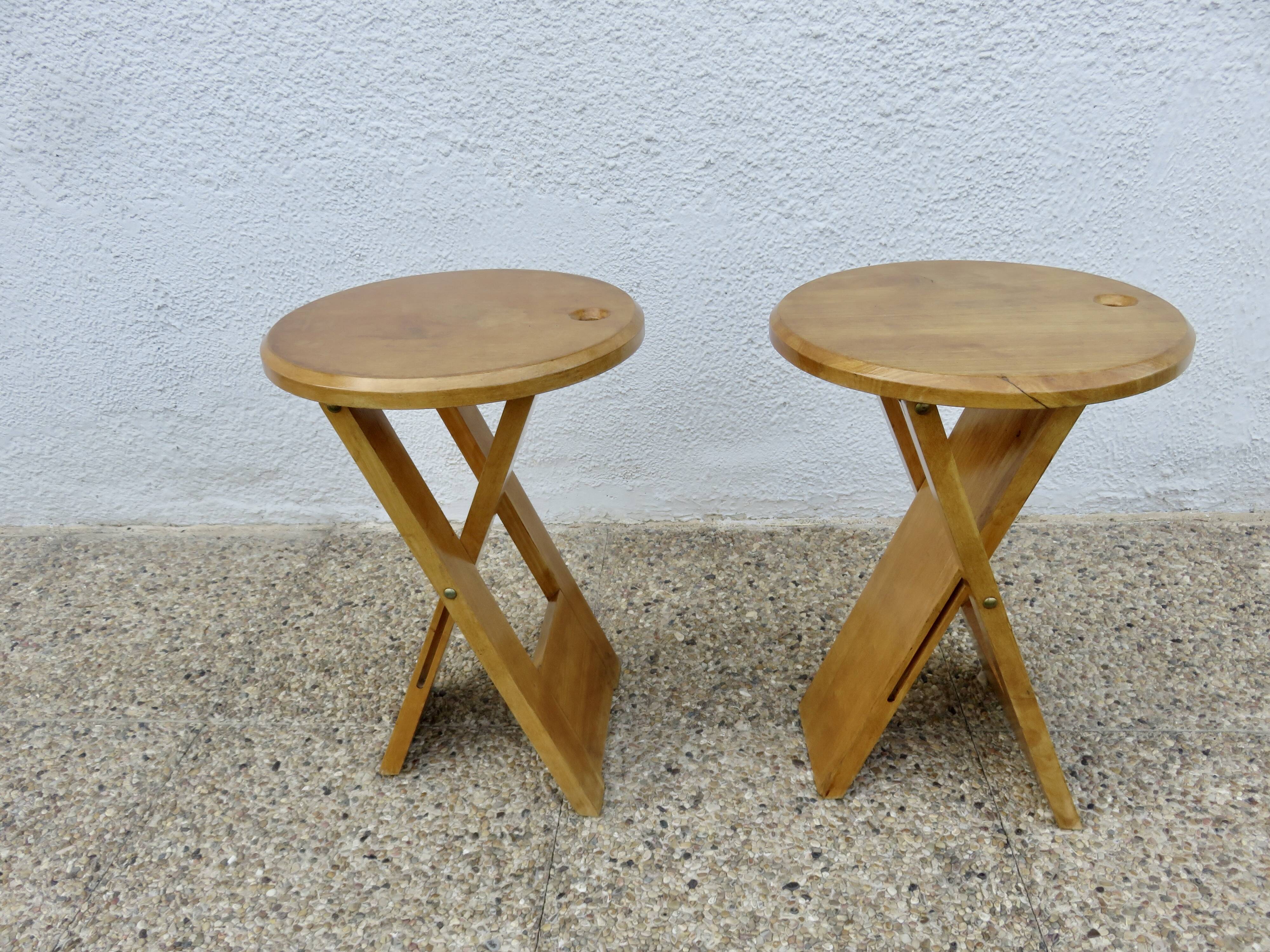 Paire de tabourets pliants attribué à Roger Tallon, 1980