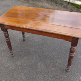 Table Bistro turned legs