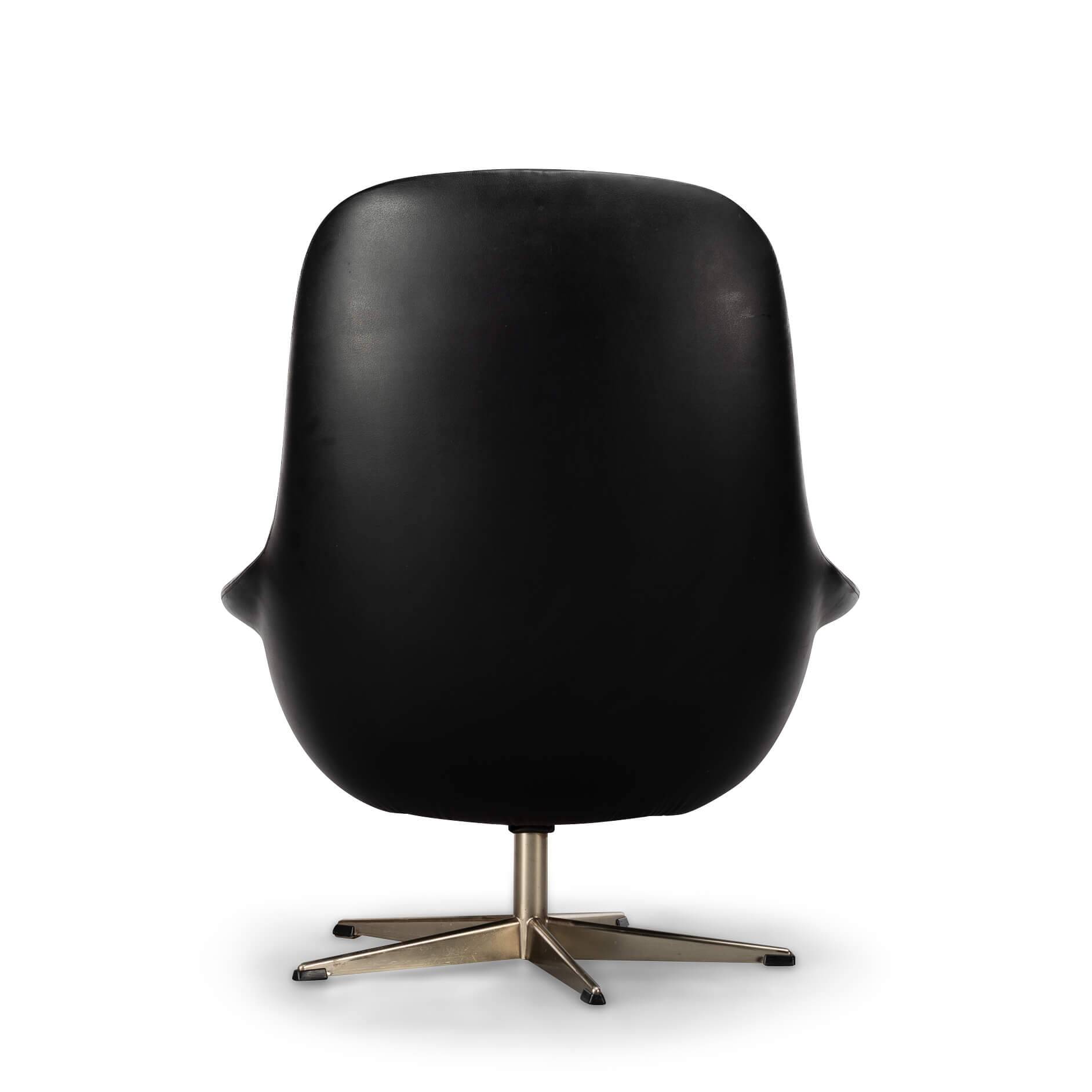 Danish Design Black Leather Swivel chair by H.W. Klein for Bramin, 1960s