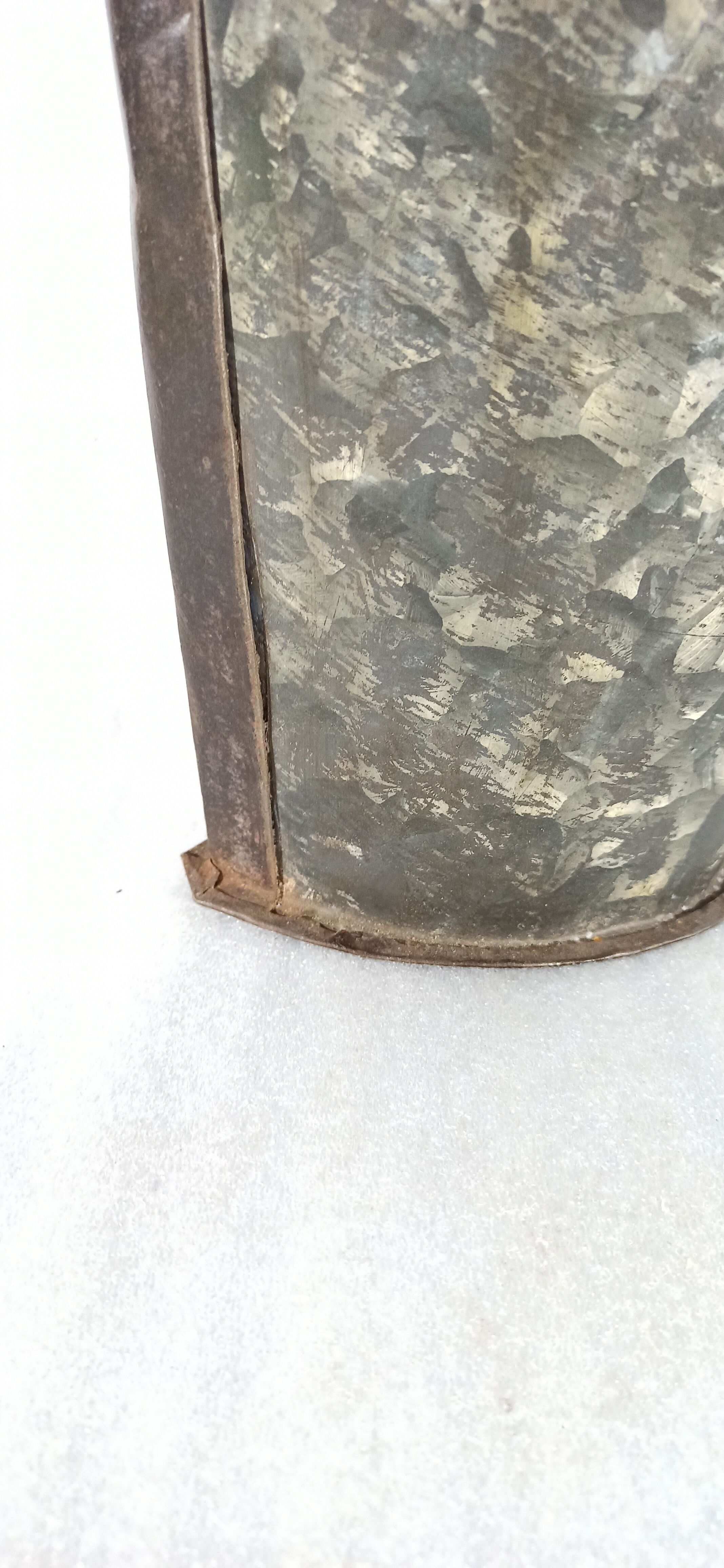 Zinc flower pot