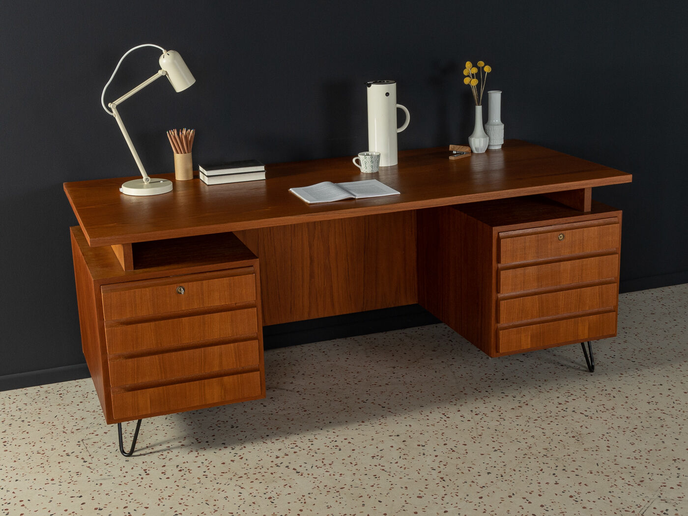 1950s desk, Oldenburger Möbelwerkstätten
