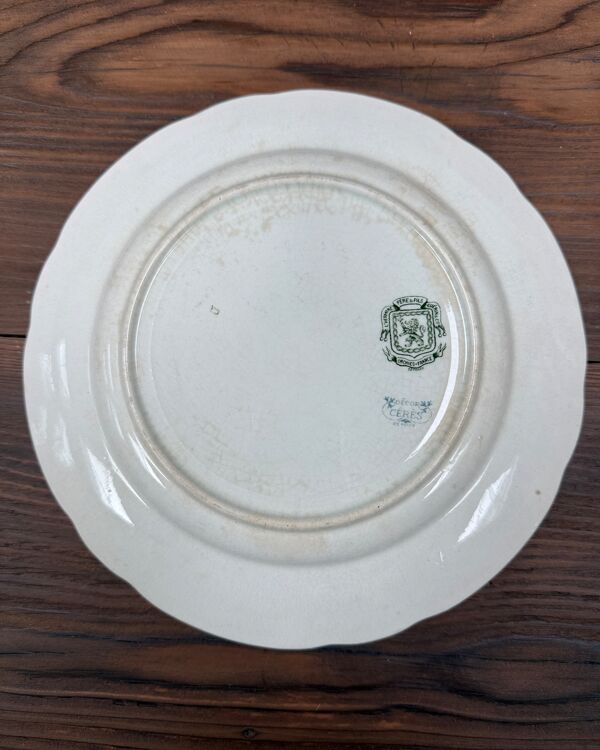 Assiettes plates terre de fer Orchies Cérès