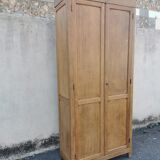 Parisian oak cabinet
