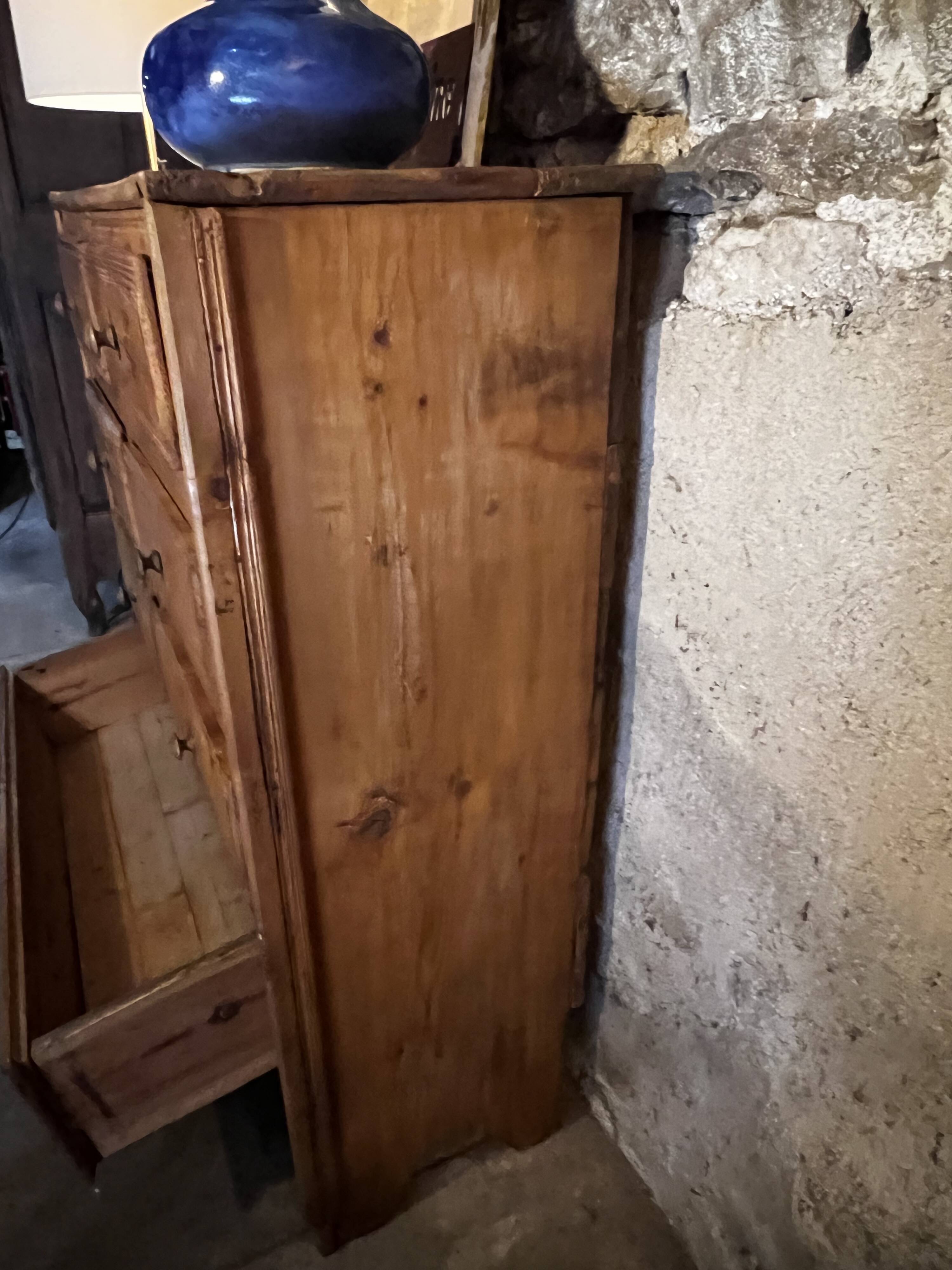 Commode - unique semainier savoyard