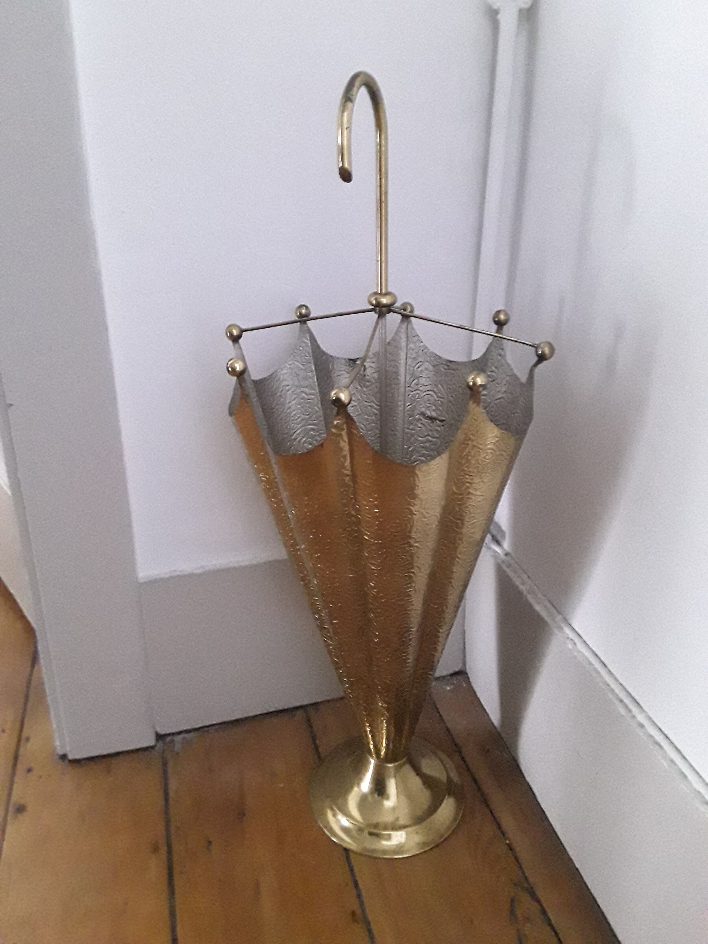 Porte parapluie en cuivre martelé