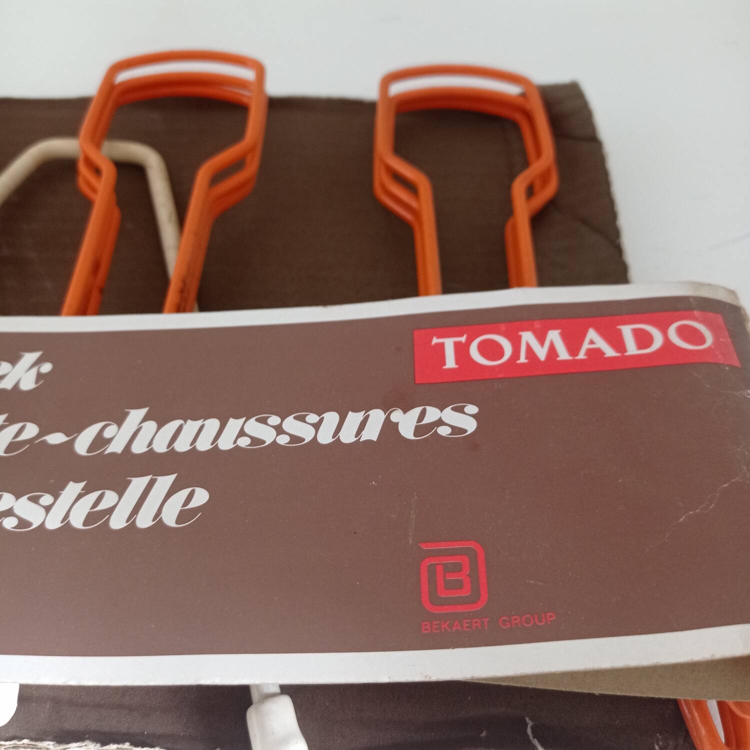 Tomado vintage shoe rack