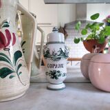 Ceramic pharmacy pot