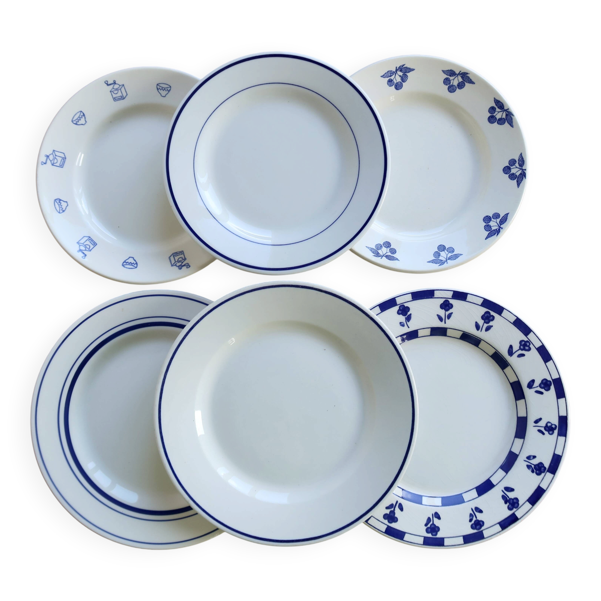 6 mismatched vintage dessert plates in white and blue porcelain – Lo