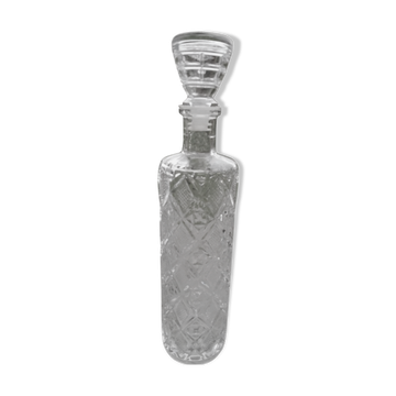 Carafe en verre ciselé