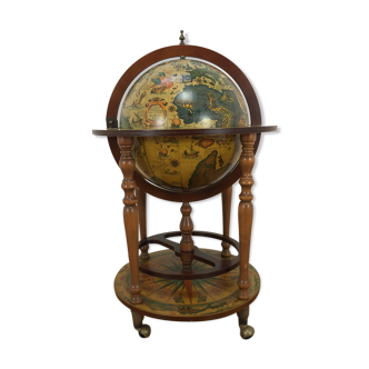 Globe bar wooden world, wheeled world