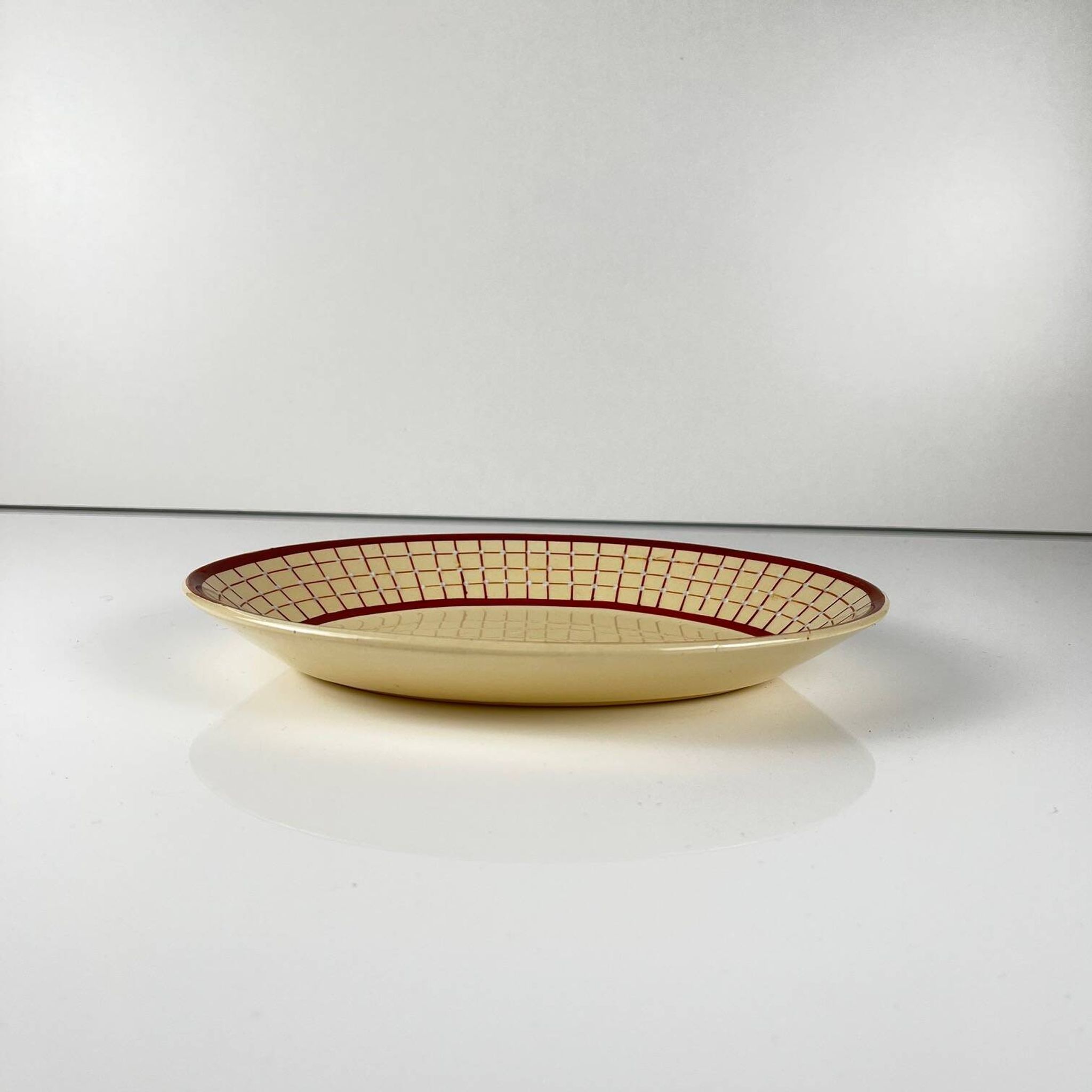 Duo de ravier Longchamp modele "Colmar", motif géométrique vers 1930