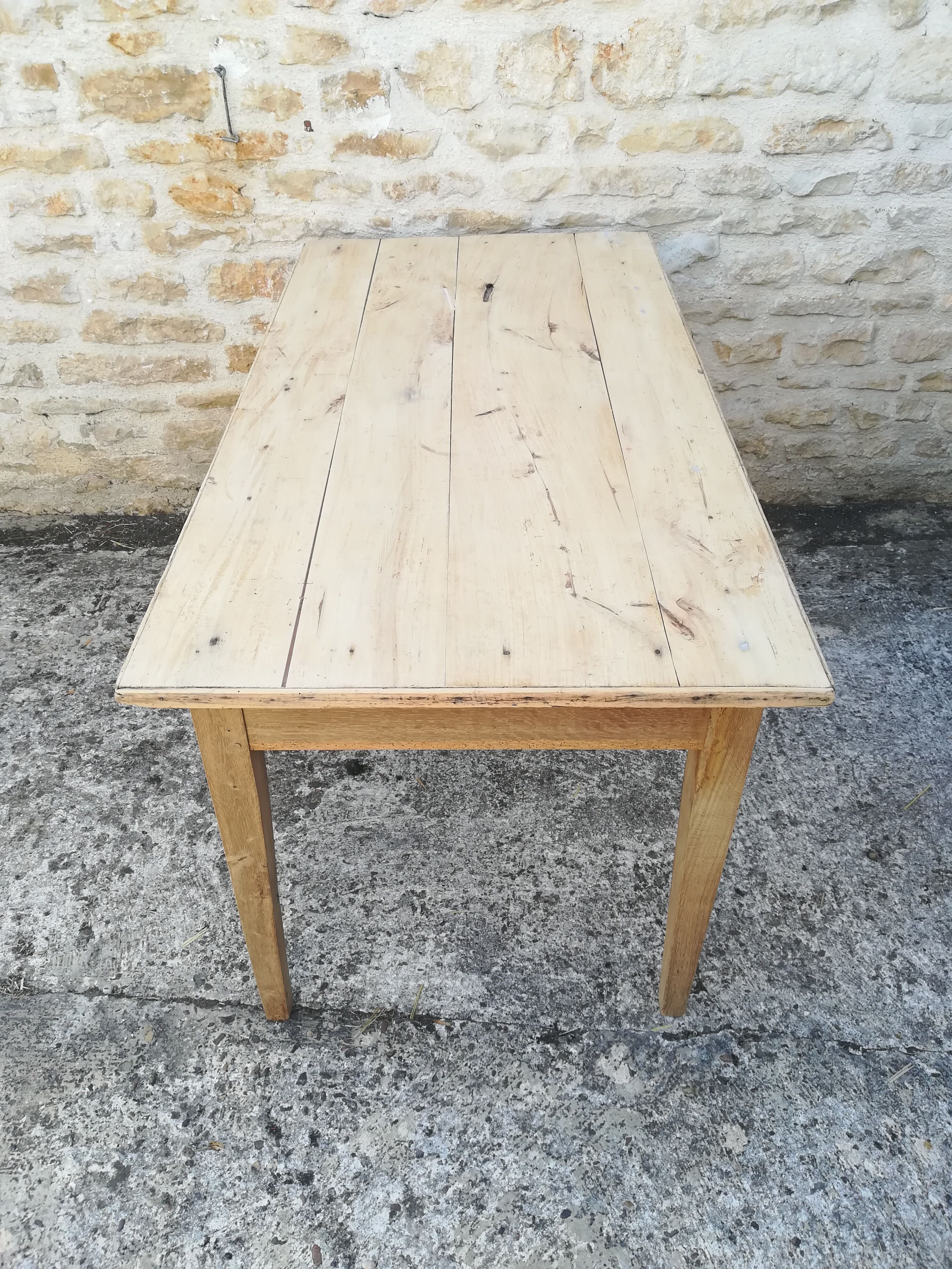Farmhouse table