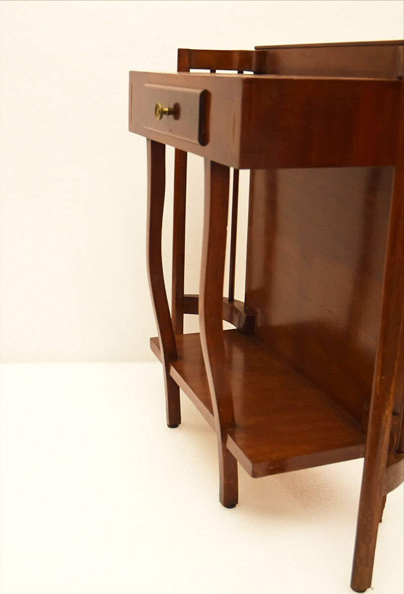 Console en bois de noyer courbé 1940