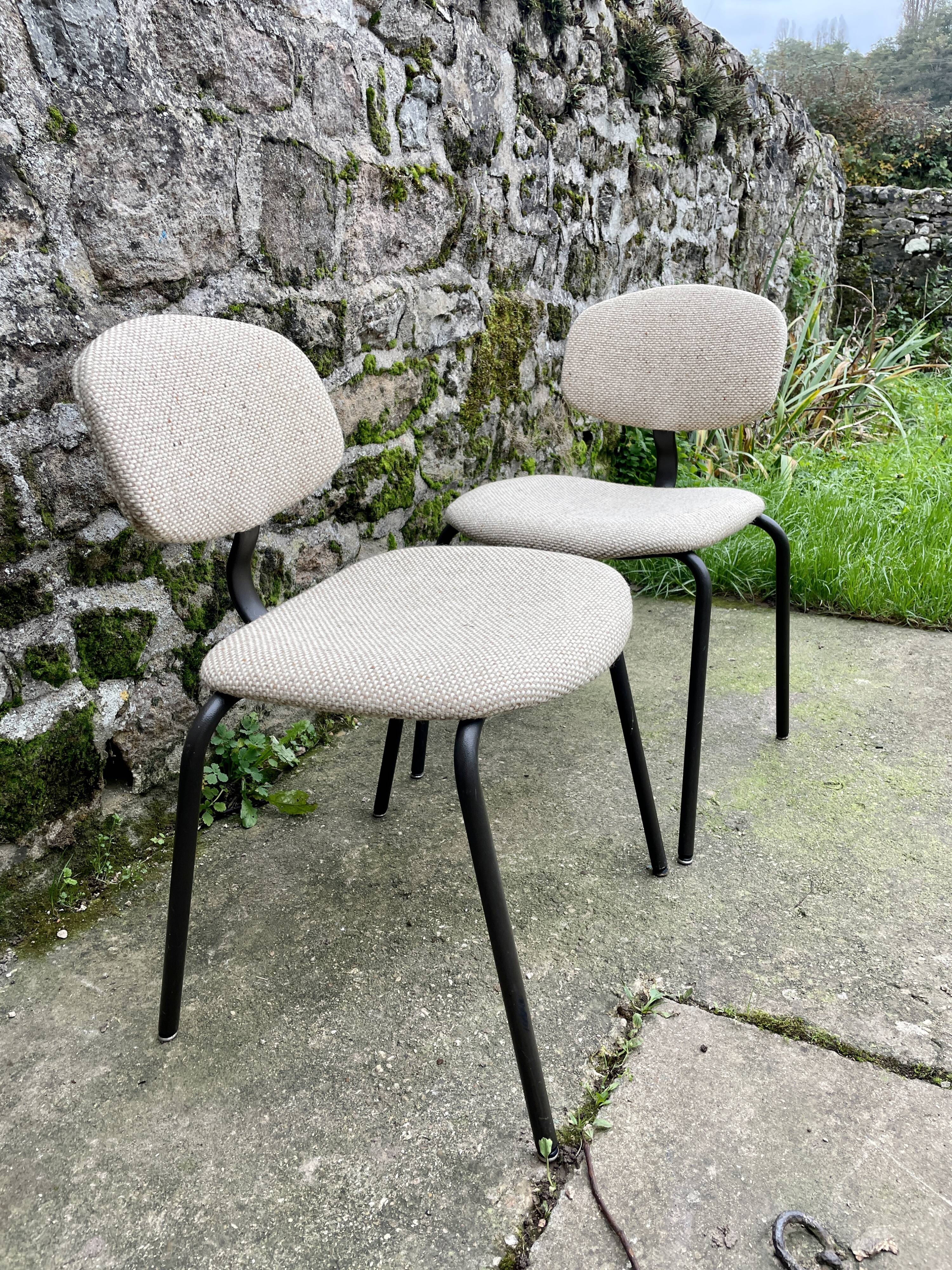 Paire de chaises tweed Strafor 1970