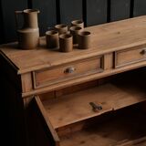 Parisian chest