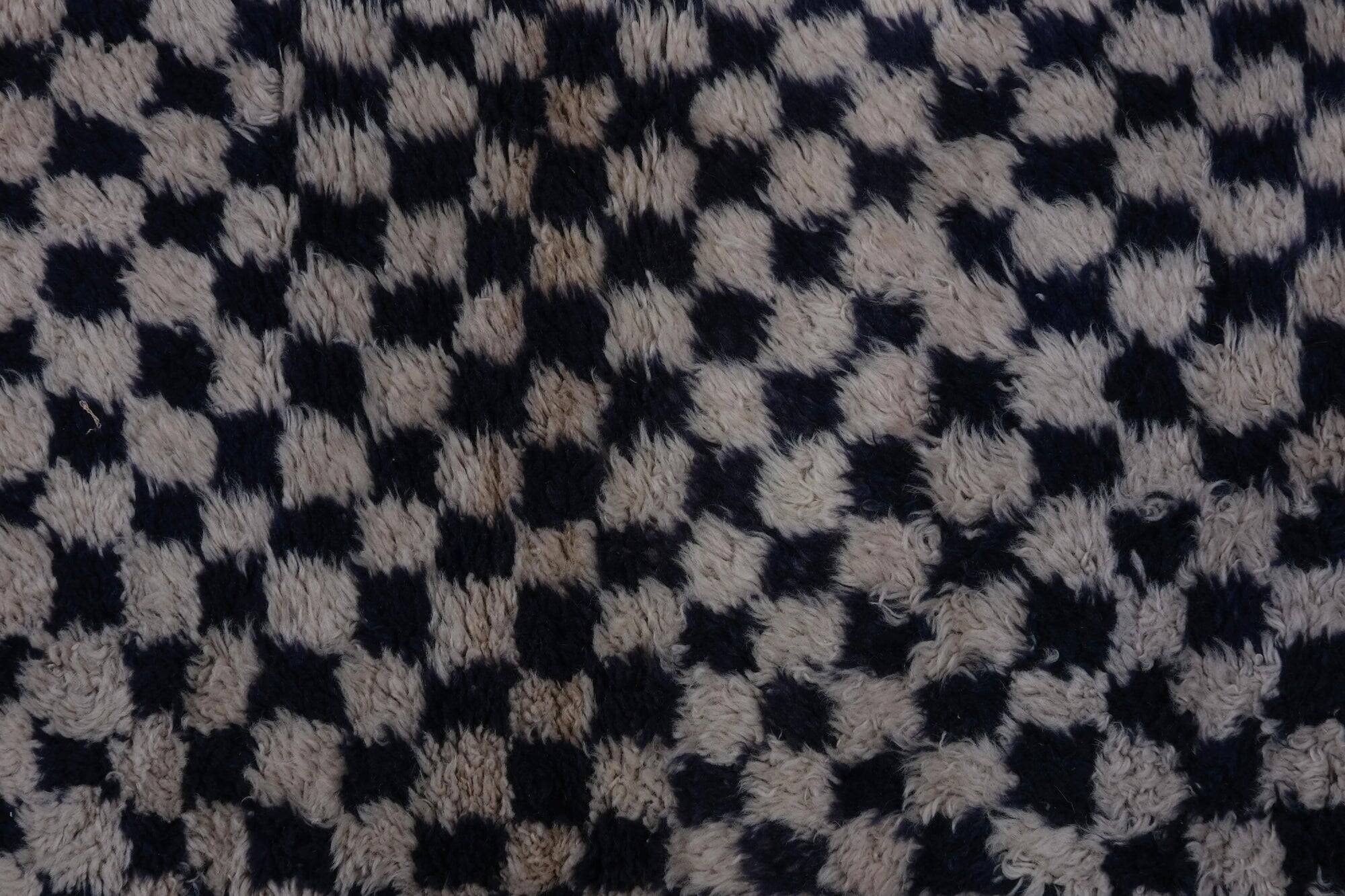 Vintage handmade Turkish rug 77x140 cm