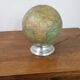 Globe lamp