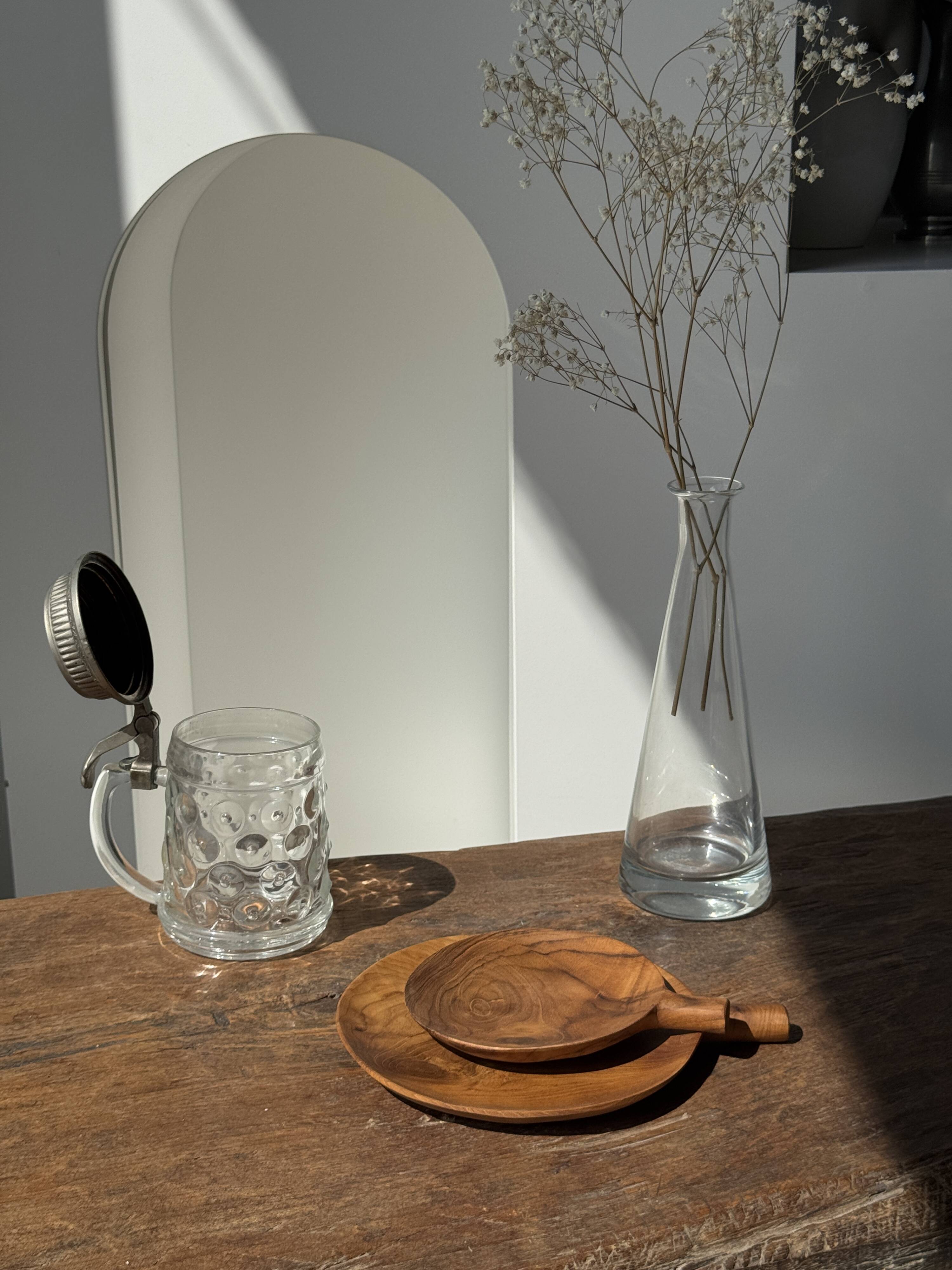 Alsatian beer mug with figurative pewter lid