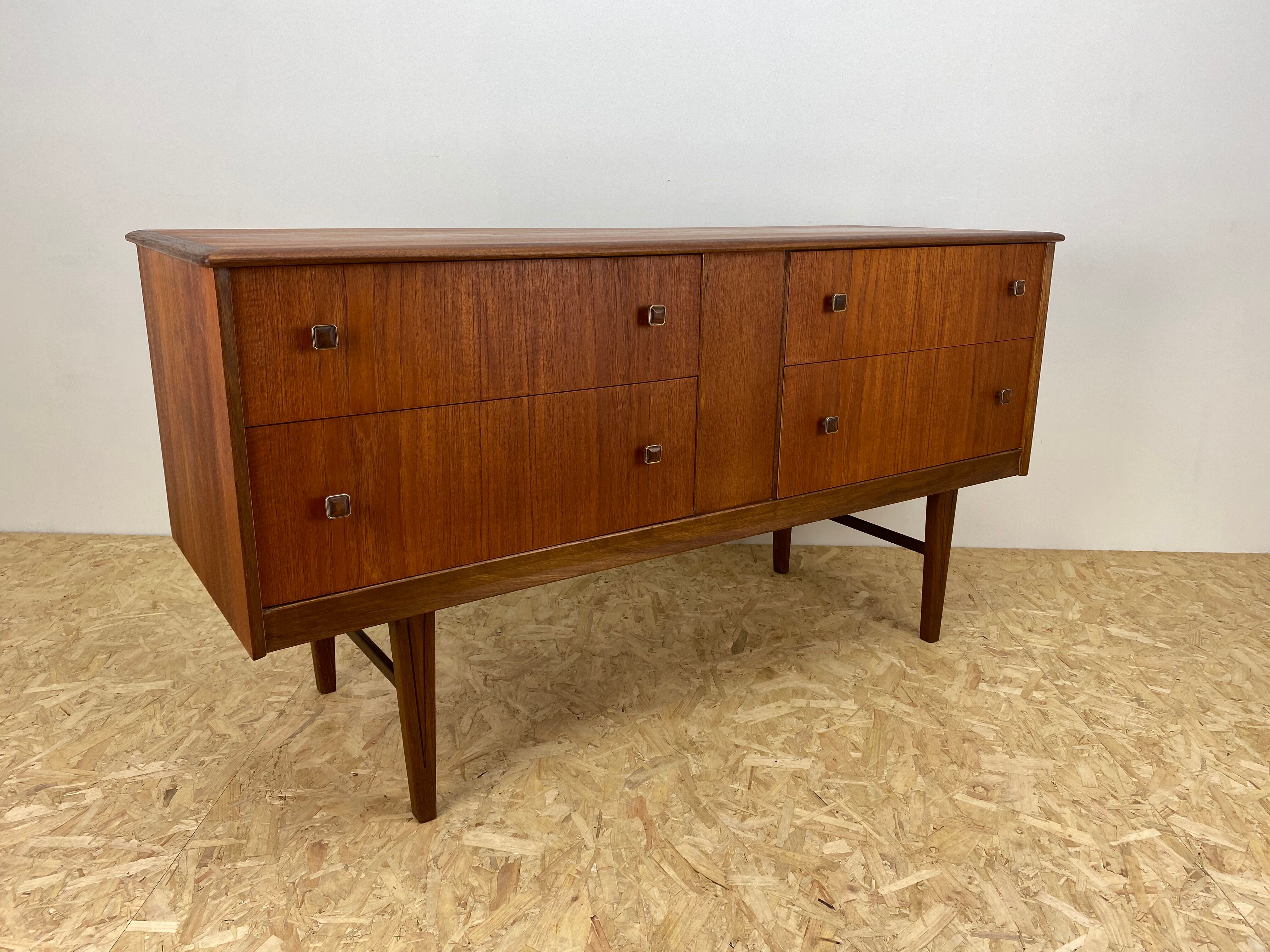 Mid century vintage chest