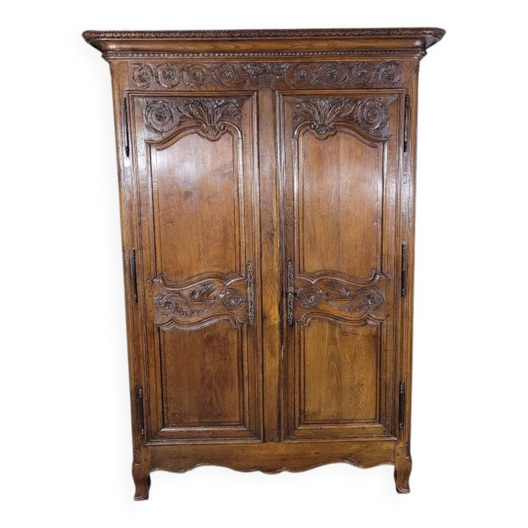 Armoire Louis XV en chêne
