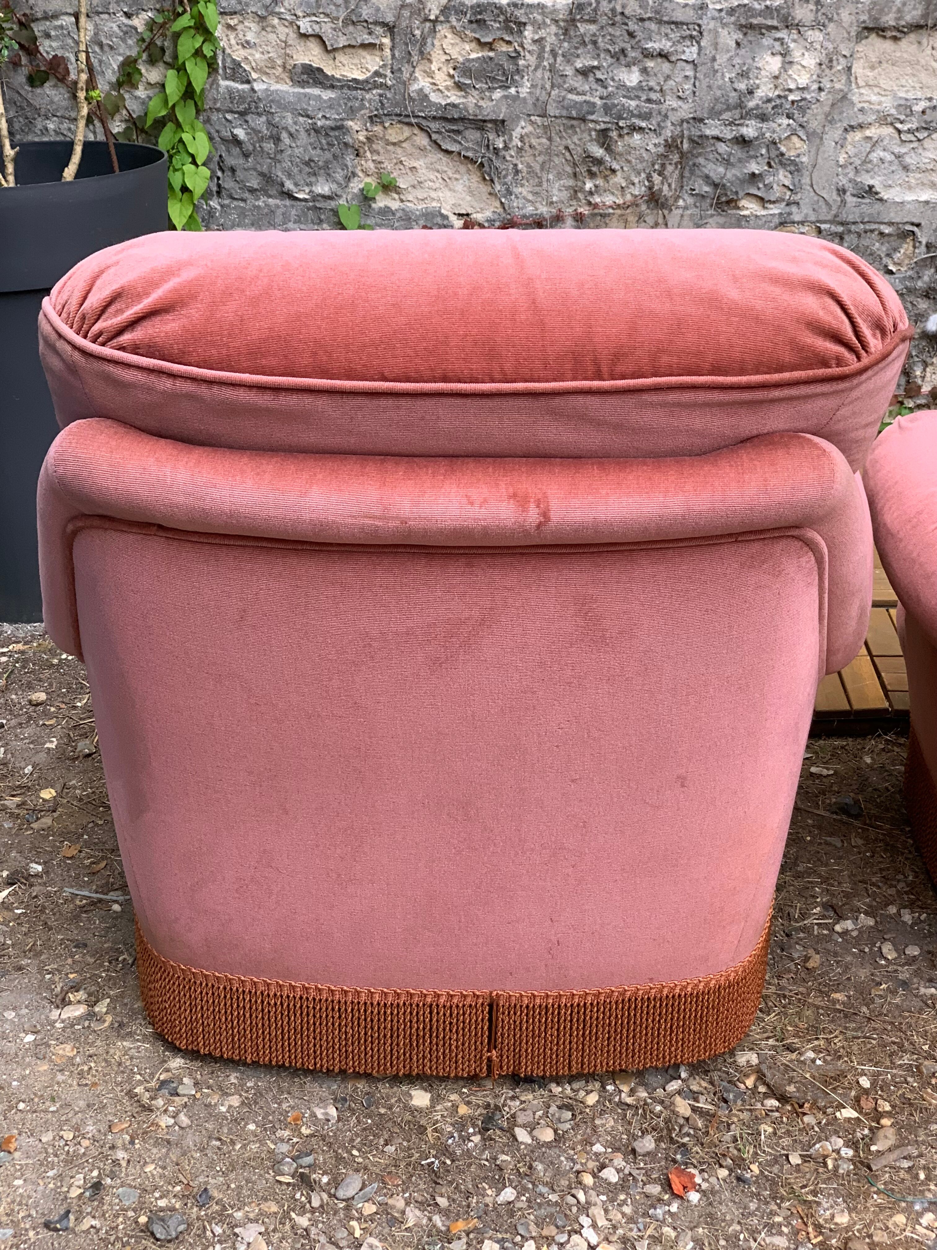 Pair of pink velvet toad armchairs, 1970s