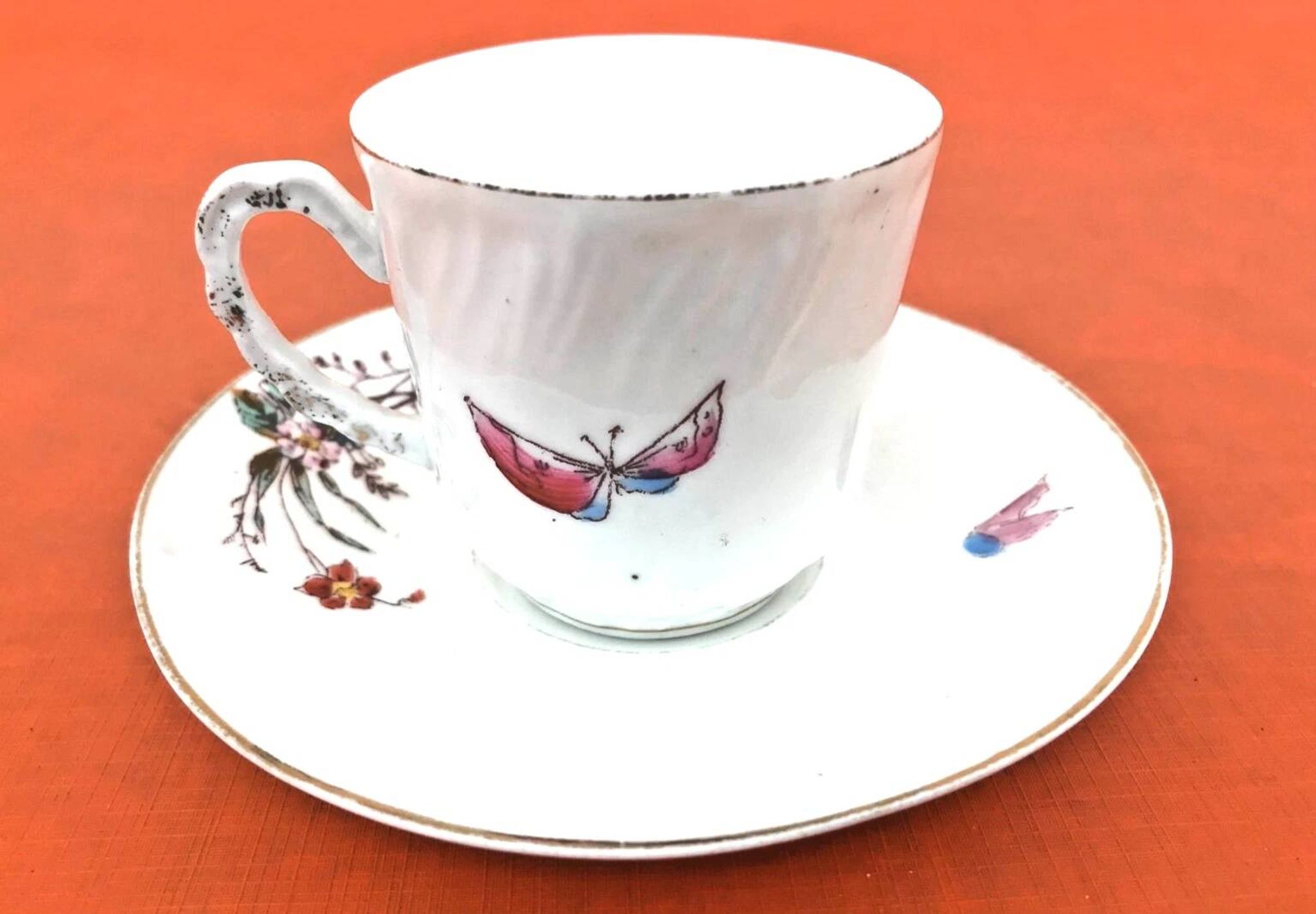 Ancienne Tasse / Soucoupe à café en porcelaine